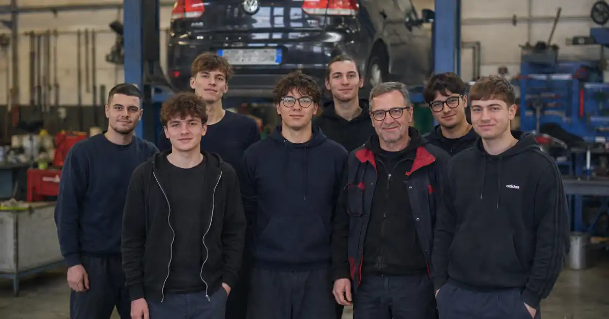 Scuola Superiore Meccanica e Meccatronica: Tecnico o IPSIA? 5 Scuola Superiore Meccanica e Meccatronica: Tecnico o IPSIA?